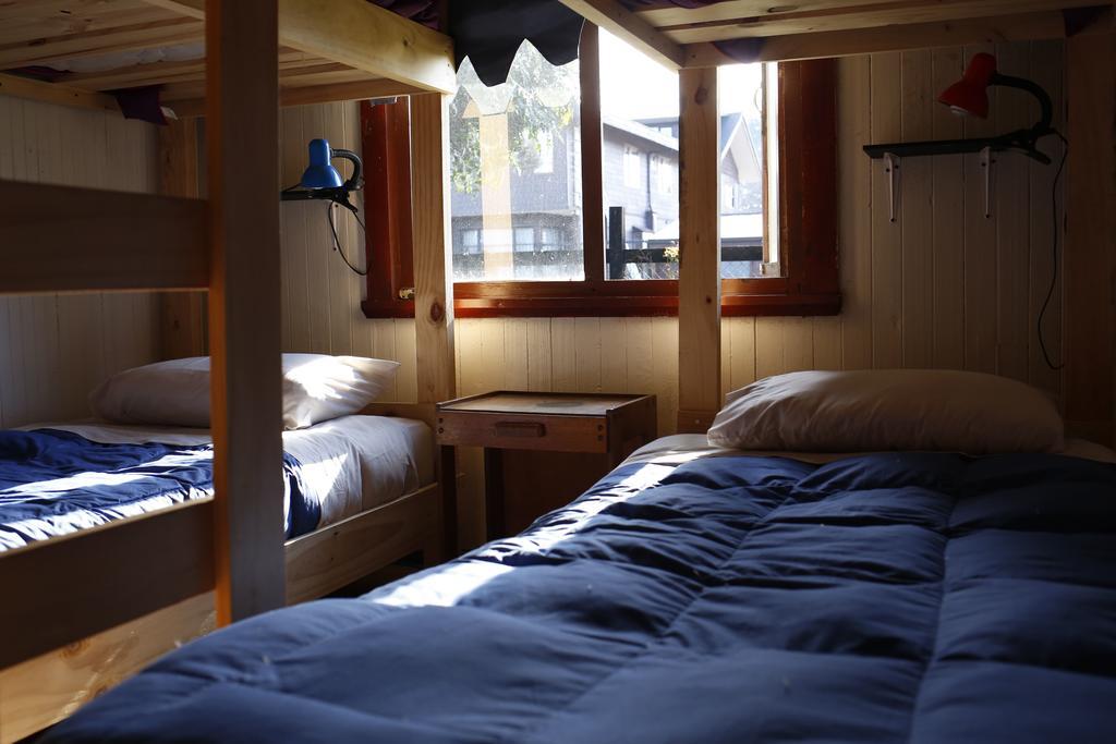 Casa Vieja Hostel & Camping プエルト・バラス エクステリア 写真