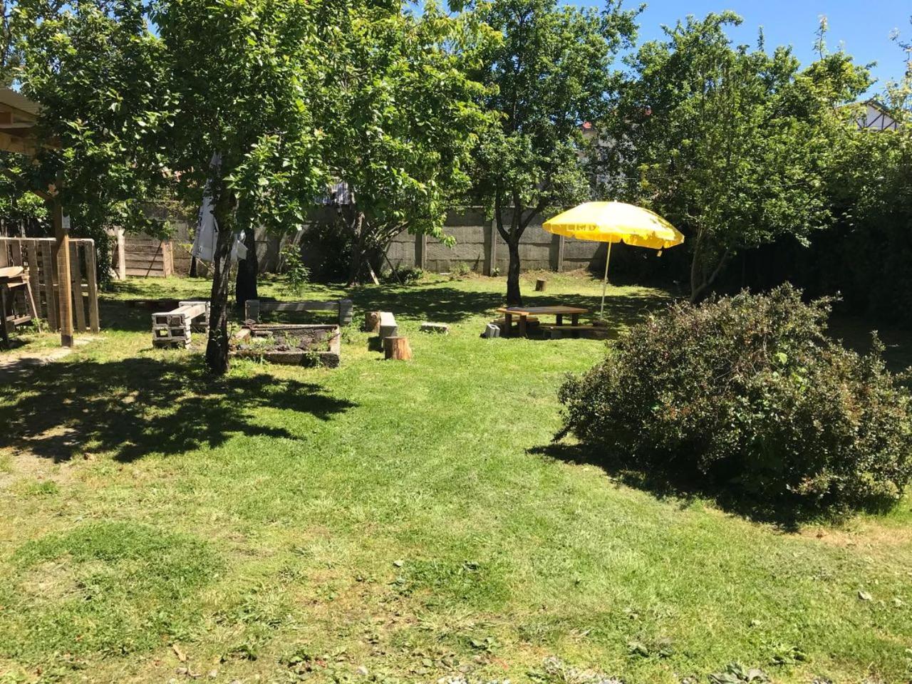 Casa Vieja Hostel & Camping プエルト・バラス エクステリア 写真